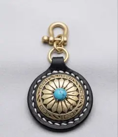 ハンドメイド 本革キーホルダー ターコイズ装飾メダル 魔除け お守り
