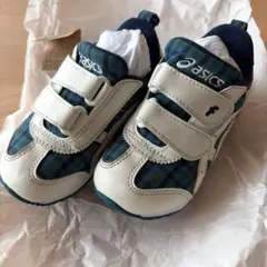 asics ファミリア コラボ キッズスニーカー チェック柄　familiarのサムネイル