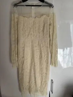 アイボリー レース オフショルダー タイトドレス