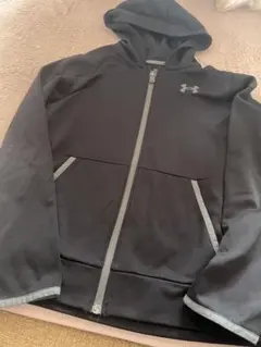 Under Armour ColdGear パーカー YLG ブラック