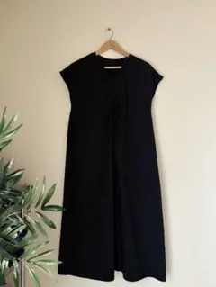 黒ワンピース ゆったり黒ワンピース