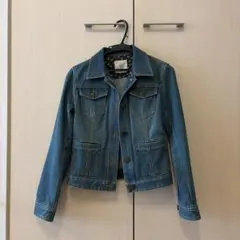 【組曲】取り外せるファー付きデニムジャケット