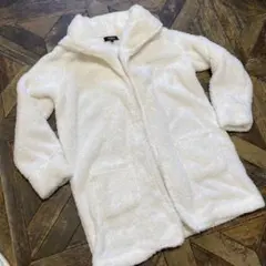 白 ノーカラージャケット