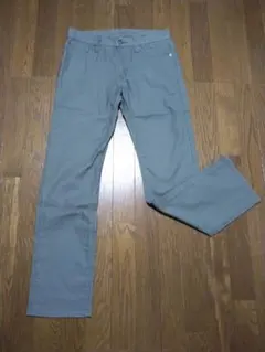 ユニクロ★ドライスリムフィットカラージーンズ★カーキ