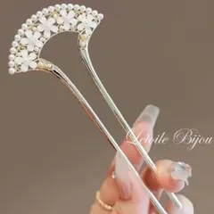 ❤️❤️❤️バチ型簪 ヘアフォーク 花 白 パールゴールド 上品 髪飾り着物浴衣