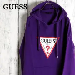【人気カラー】GUESS ゲス センターロゴ ビッグプリントスウェットパーカーのサムネイル