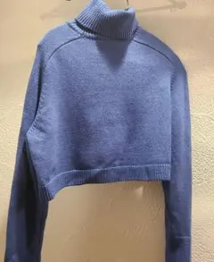 ZARA　タートルニット