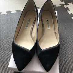 ダイアナ　フラットシューズ、パンプス
