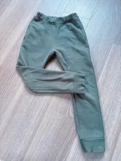 オリーブグリーン スウェットパンツ　110cm