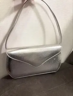 シルバー　ハンドバッグ