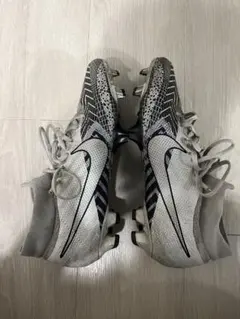 サッカースパイク 27.5