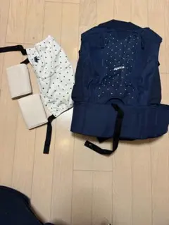 Aprica ネイビー 抱っこ紐 ドット柄 コランハグ