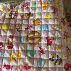値引き❣️❣️ディズニー　スイーツキルト キルティング生地