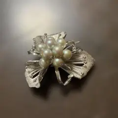 Item thumbnail for item 625eaf61-97c1-44d2-8373-7cd043ee815e