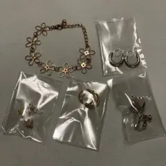 イヤリング　イヤーカフ　ブレスレット　5点まとめ売り