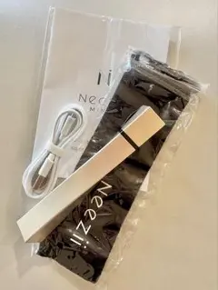 Neezii ニズー ミニ美容器 PLASMA コンパクト美顔器 ゴールド 携帯