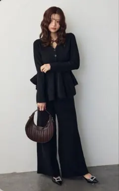 【Frene】美ラインペプラムニットセットアップ