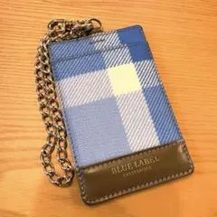 美品　Blue label Crestbridge カードケースチャーム　IC