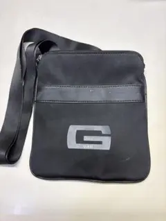 GUESS メッセンジャーバッグ ショルダーバッグのサムネイル