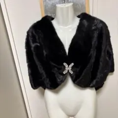 黒 リアルショートファー　ボレロ　 ビジュー付き
