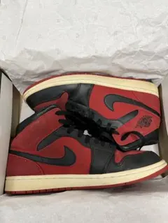 Air Jordan 1 Mid 