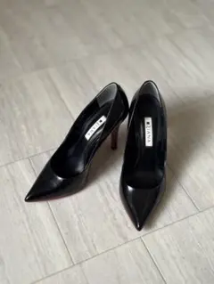 DIANA ダイアナ　レッドソール　ポンテッドトゥパンプス　ピンヒール　24