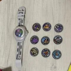 妖怪ウォッチ　DX妖怪ウォッチ　白　初代　セット　銀フレーム　妖怪メダル9枚付き