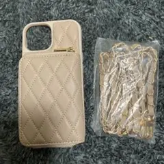 ベージュ キルティング iPhone15ケース チェーン付き