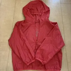 ポケッタブル赤ジャケット 110サイズ　ユニクロ