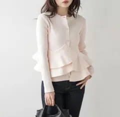 AMELY イレギュラーヘム ペプラムUネック リブニット カーディガン ピンク