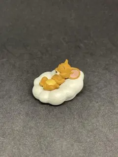 トムとジェリー おやすみコレクション フィギュア ガチャ 雲