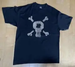 STUSSY×UNDEFEATED×CUSTOMADEトリプルコラボTシャツ