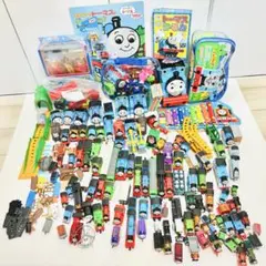 【お得】機関車トーマス系おもちゃ大量まとめ　BRIO プラレール カプセルトイ他