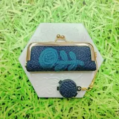 Item thumbnail for item 6b674ba9-5e35-4f51-9d3c-1583b1fc0a0f