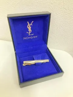 Y102　Yves Saint Laurent ネクタイピン ケース付