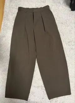 GU ダークブラウン バレルレッグスラックス Mサイズのサムネイル