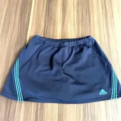 adidas スコート(インナーパンツ付)size S