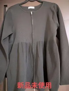 長袖　トップス　ダブルジップ　黒