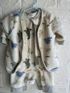 恐竜柄フリースロンパース・ベストセット