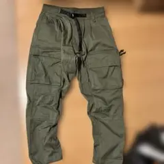 Nike ACG カーゴショーツ オリーブ カーキ Mサイズ - メルカリ