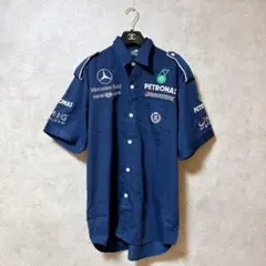 【希少】メルセデス・ベンツ F1 チームシャツ XL ヘンリーロイド 刺繍ロゴのサムネイル