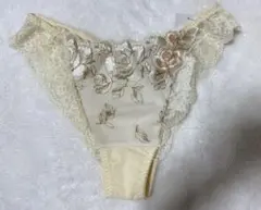 Item thumbnail for item 051f5379-08de-48e3-9d88-01ececc3a681