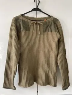 niko and カーキ ニット