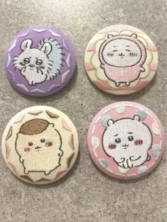 ちいかわ　刺繍缶バッジ