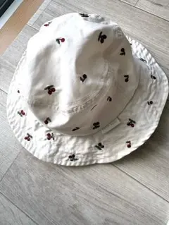プティマイン　さくらんぼ刺繍バケットハット　50cmのサムネイル