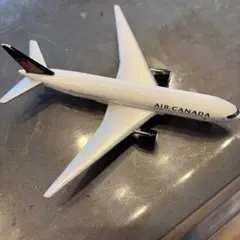 エア　カナダ　飛行機　模型のサムネイル