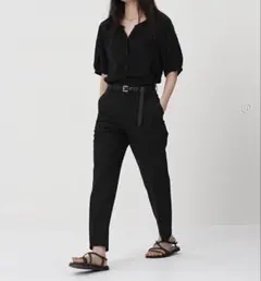 新品　ユニクロ Sサイズ スマートアンクルパンツ レディース ブラック