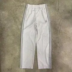 Item thumbnail for item 1aedfe8c-3f28-444b-8df9-7e9b8043a32d