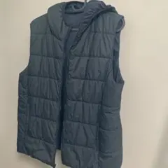 UNIQLO フード付き ベスト ブラック XL