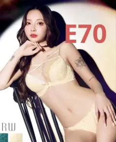 DRW ミステリアスクロスコードーブラジャー&フルバックショーツ E70